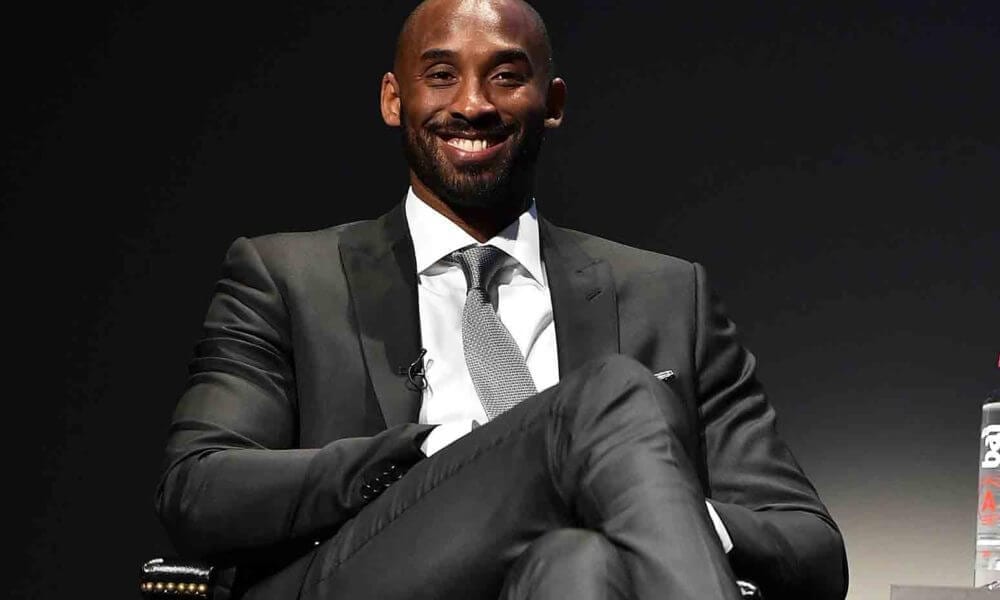 Kobe Bryant Tells Worried Lakers Fans To ‘Relax’ About Team’s Struggles