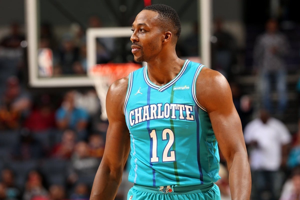 Just lay. Dwight Howard Hornets. Двайт (1+t^2)DT. Дуайт Ховард в коротких шортах. Голосование Ховард.