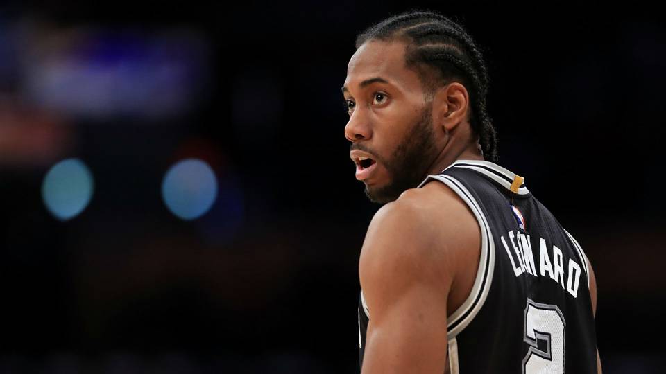 Kawhi Leonard Hid From Spurs Execs When They Checked Up On Him In New York – Report