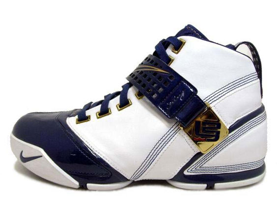 lebron shoes 2007