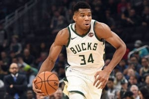 Giannis Dunking Bucks