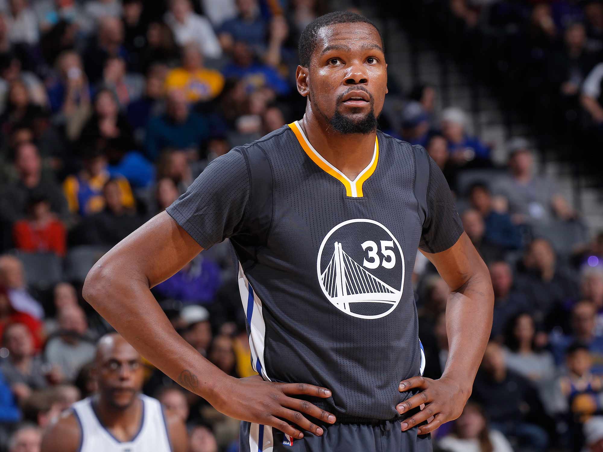 Kevin Durant reveals true height on KNBR interview with Fitz – KNBR