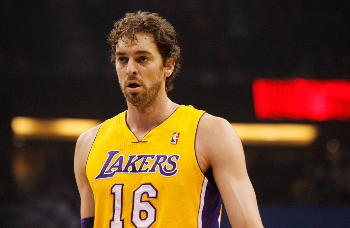 Pau Gasol Retires, Lakers Will Hang His Jersey