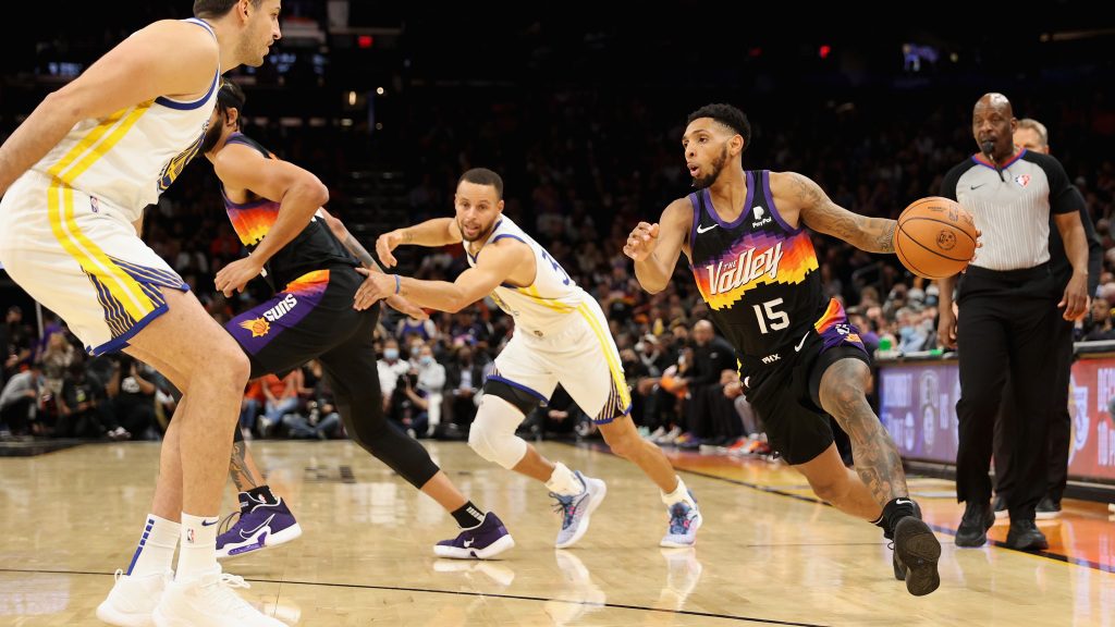 Phoenix Suns Get 17th Straight Win Against Golden State Warriors