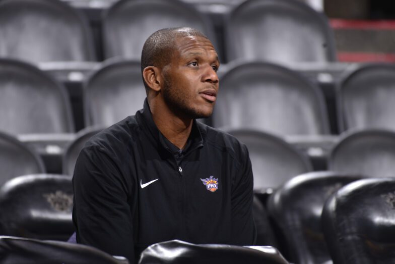 Suns’ GM James Jones Signs Extension