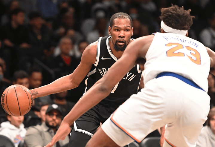Kevin Durant Drops Season-High 53 Points in Win Over Knicks