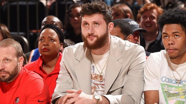 Trail Blazers’ Jusuf Nurkic Tosses Pacers Fan’s Phone