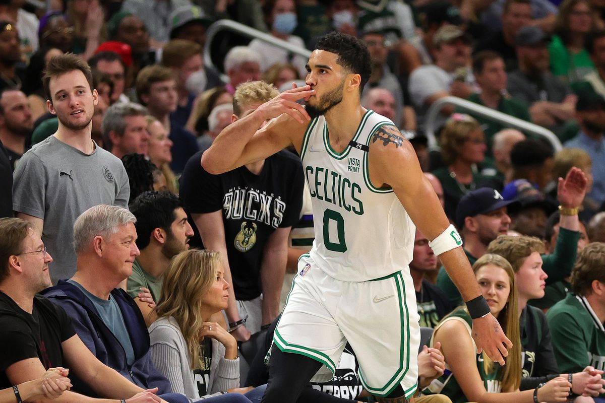 Celtics’ Tatum Out-Duels Bucks’ Antetokounmpo in Game 6 Classic
