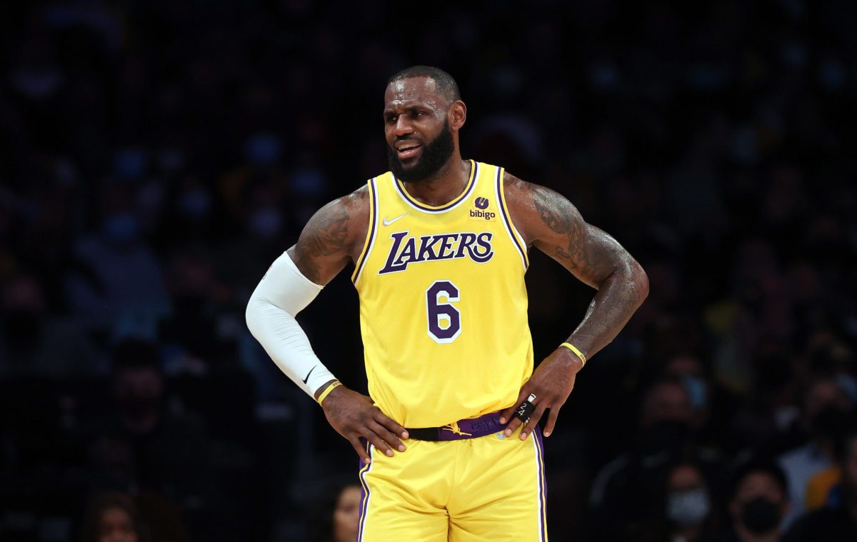 LeBron James Lakers Agree To Two Year Contract Extension