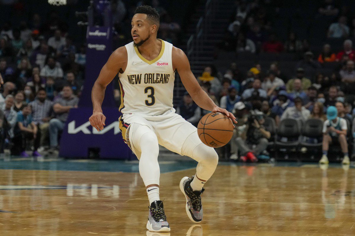 C.J. McCollum and Pelicans agree to two-year, $64 million extension
